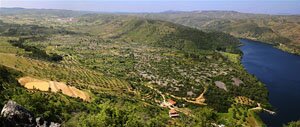 Overview of the gold mining site of the Conhal (photograph by D. Taelman)